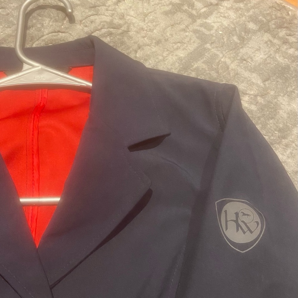 Show coat.